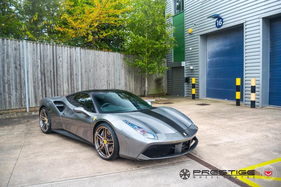 Ferrari 488 GTB on Vossen Wheels (HC-1) 2017 года  (фото 11 из 17)